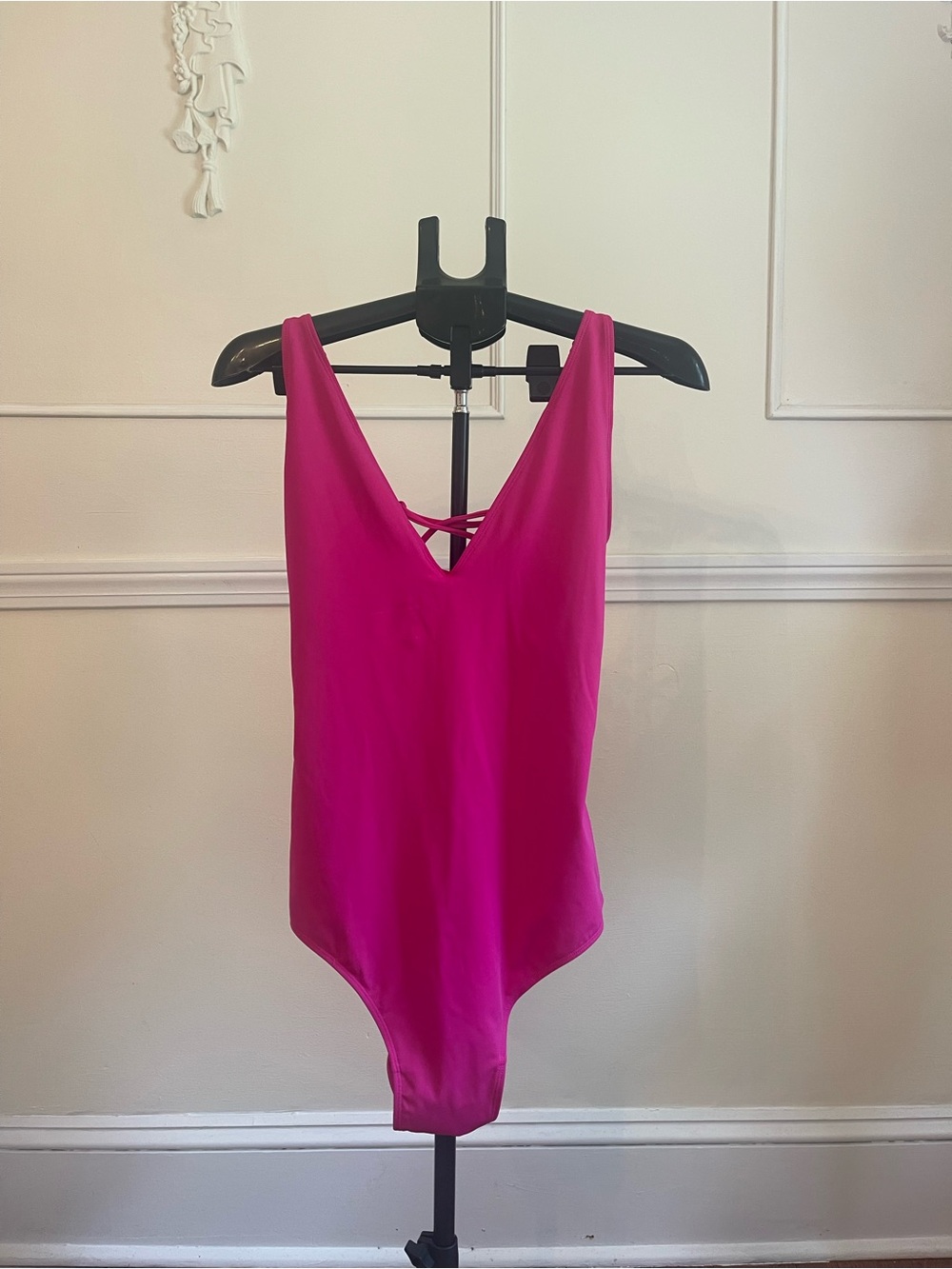 Ta3 Swim Plungey One-Piece Suit In Pink